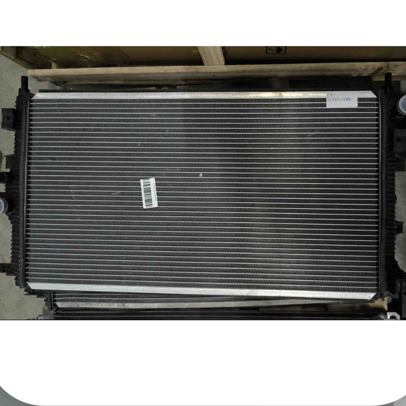 Lixiang L9 Su Radiatoru