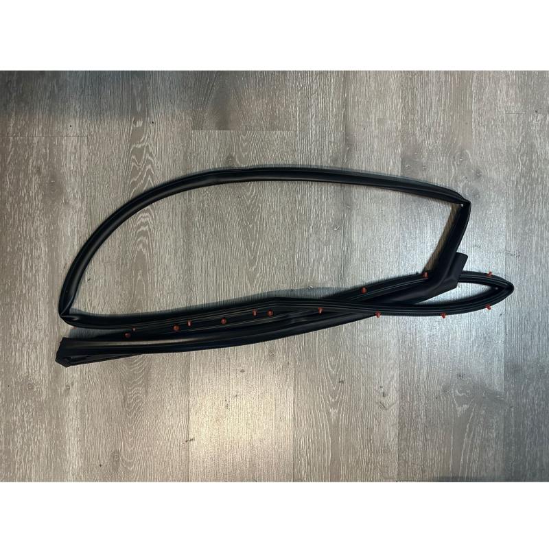 Changan A05 Qapı Rezini Dayaqda Olan Qabaq Sağ (6107014-Dy01-Aa)