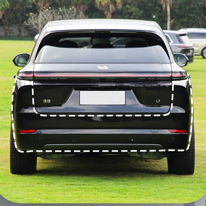 Lixiang L7 arxa bamper yığılması (2024)