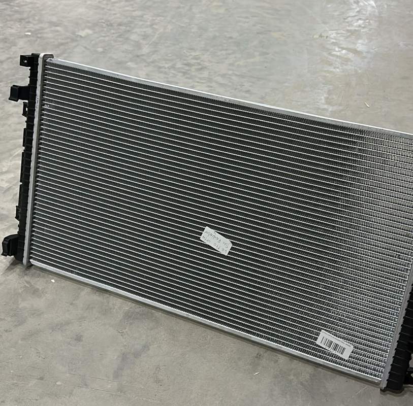 Lixiang L6 Pro Qabaq Su Radi̇atoru