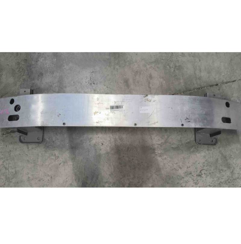 Lixiang L9 Şveller Böyük