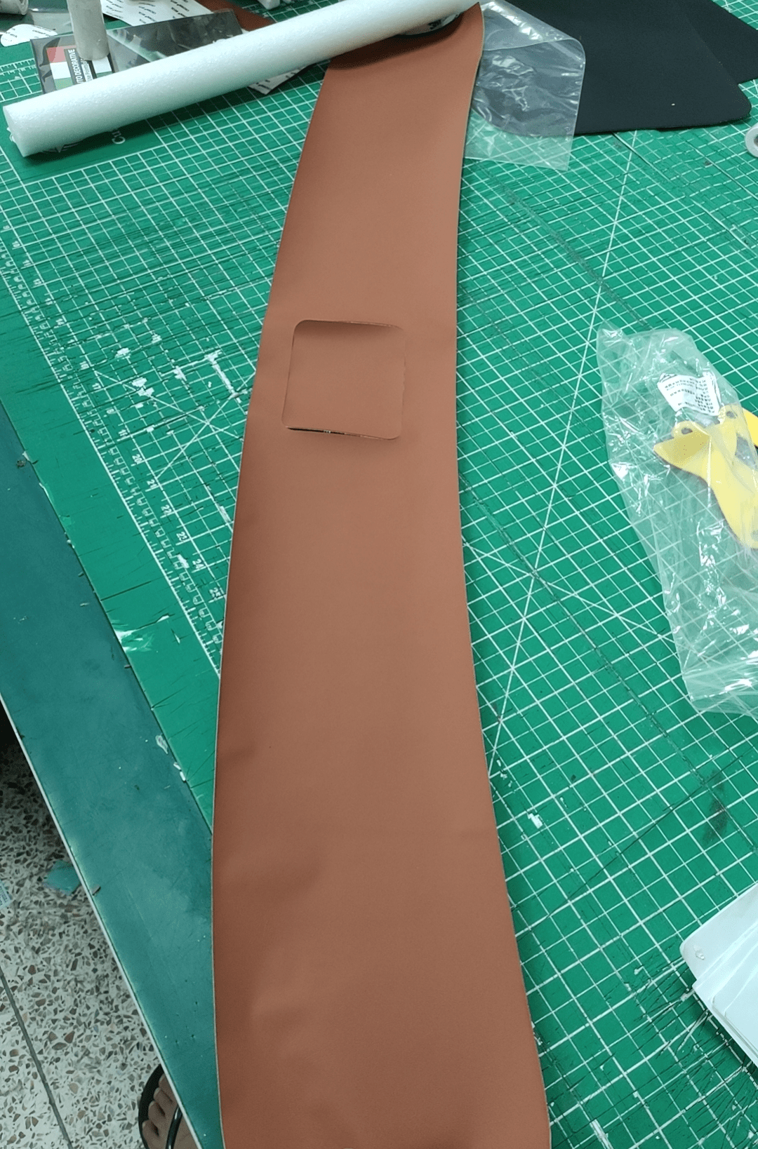 Magistral qapı eşik zolağı Lixiang L6