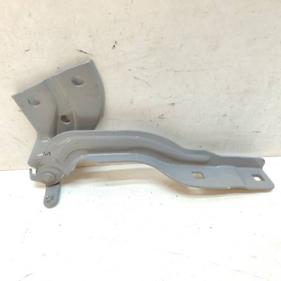 Changan Cs55, Q05 Kapotun Petləsi Sağ