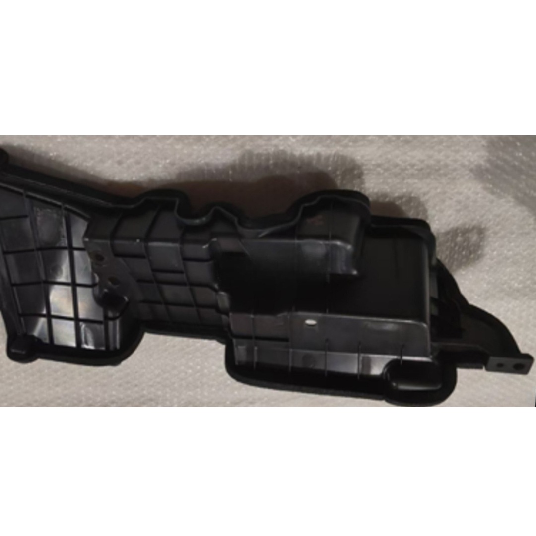 Changan Cs55 Q05 Ekranın Sağ Plasması