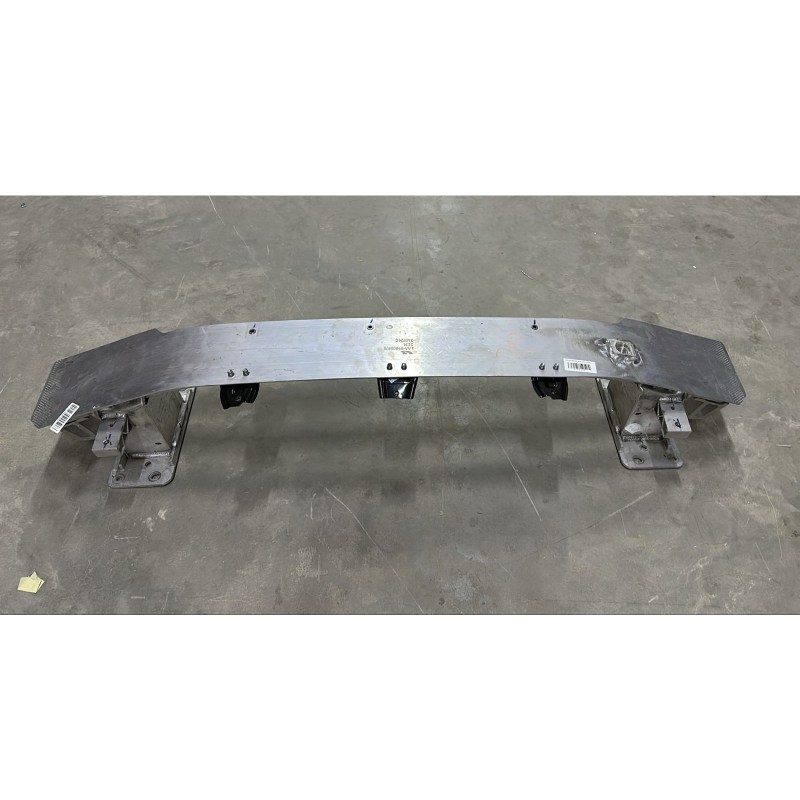 Lixiang L7 23 Ön Şveller Böyük