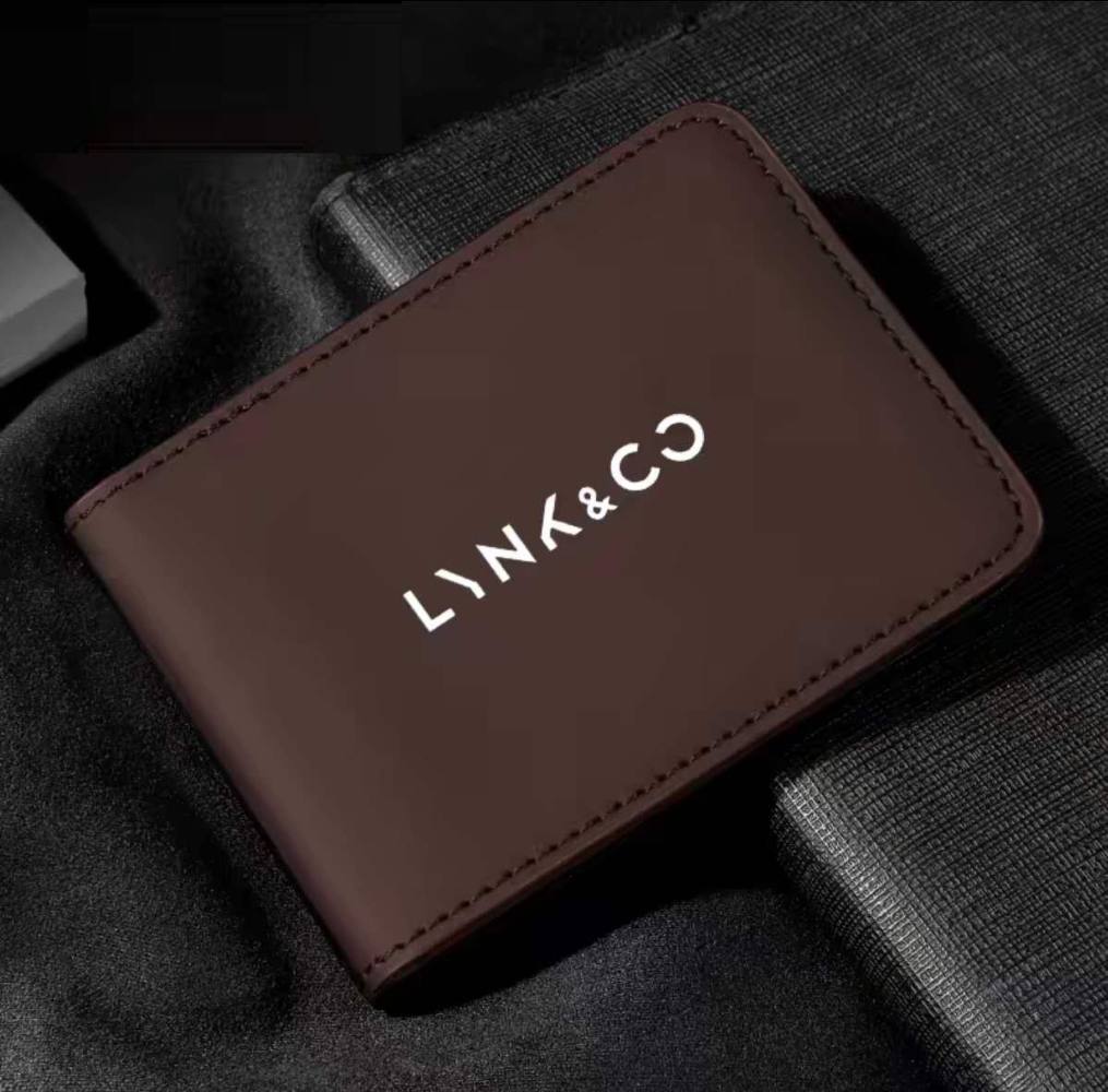 Lynk/Co 900 Sənəd Qabı