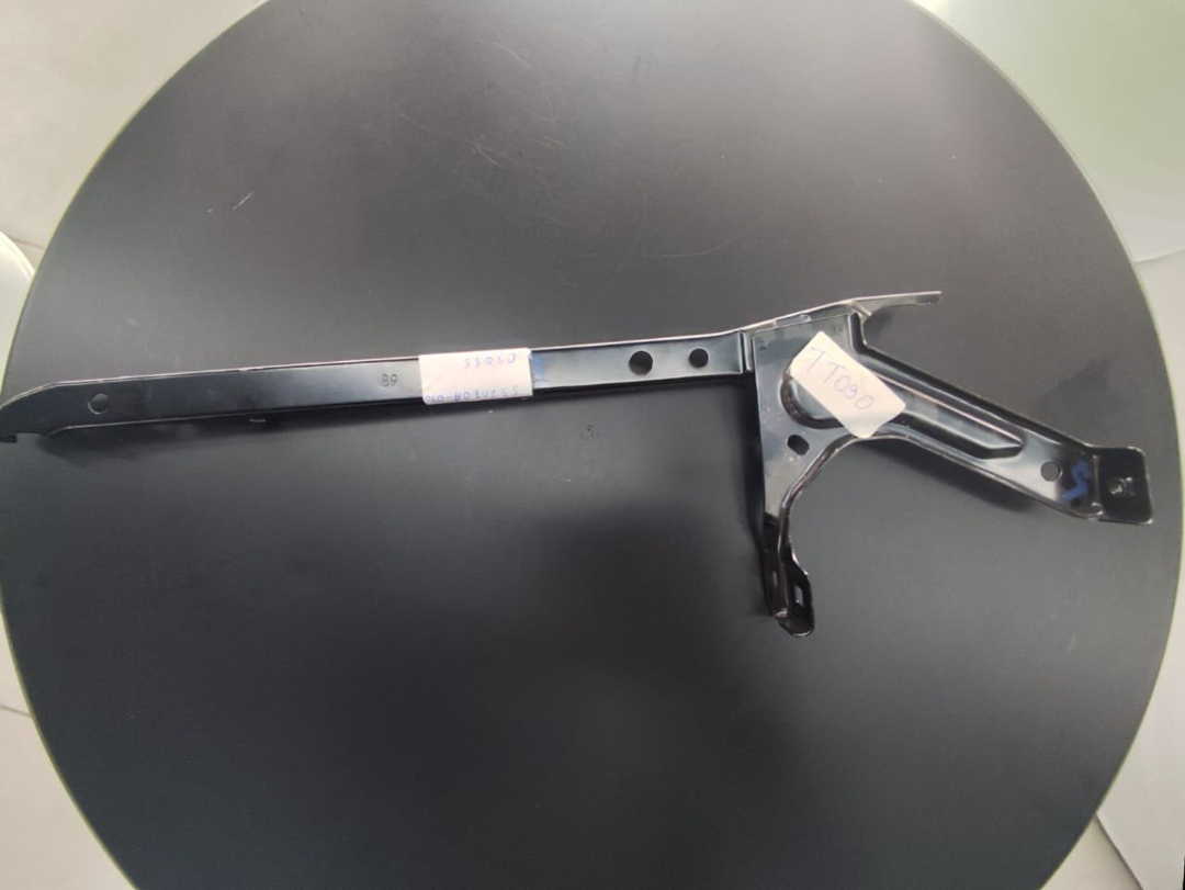 Toyota Corolla Cross Kapot Zamokunun Stoykası