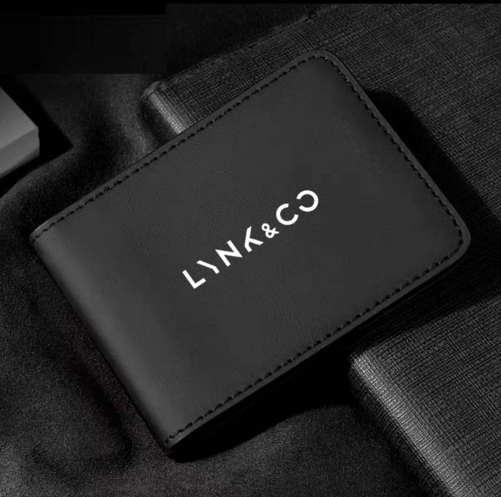 Lynk/Co 900 Sənəd Qabı