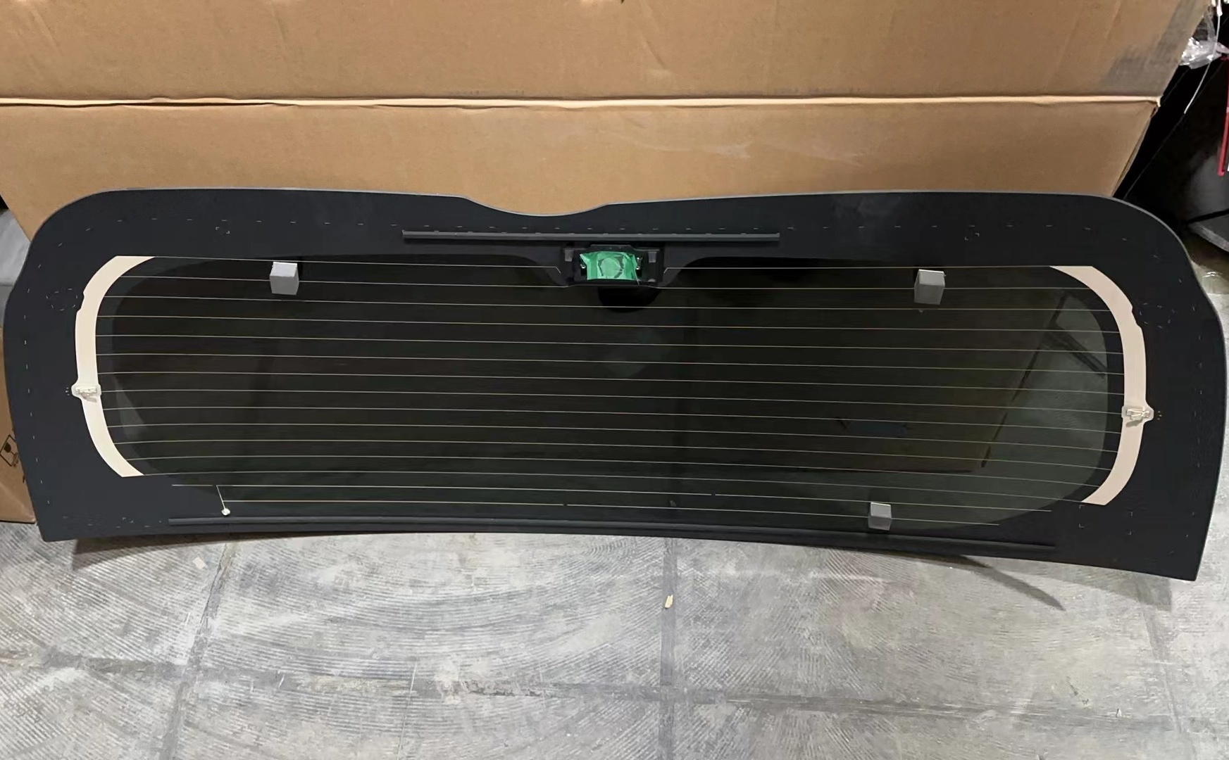Lixiang L9 2024 Bütün Modeller Arxa Şüşə